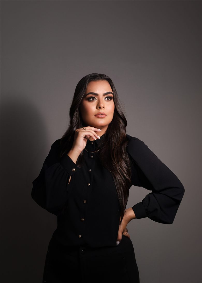 Dra. Alaine Souza